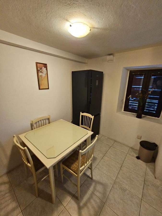 Apartment Ana Paola Kotor Exterior photo