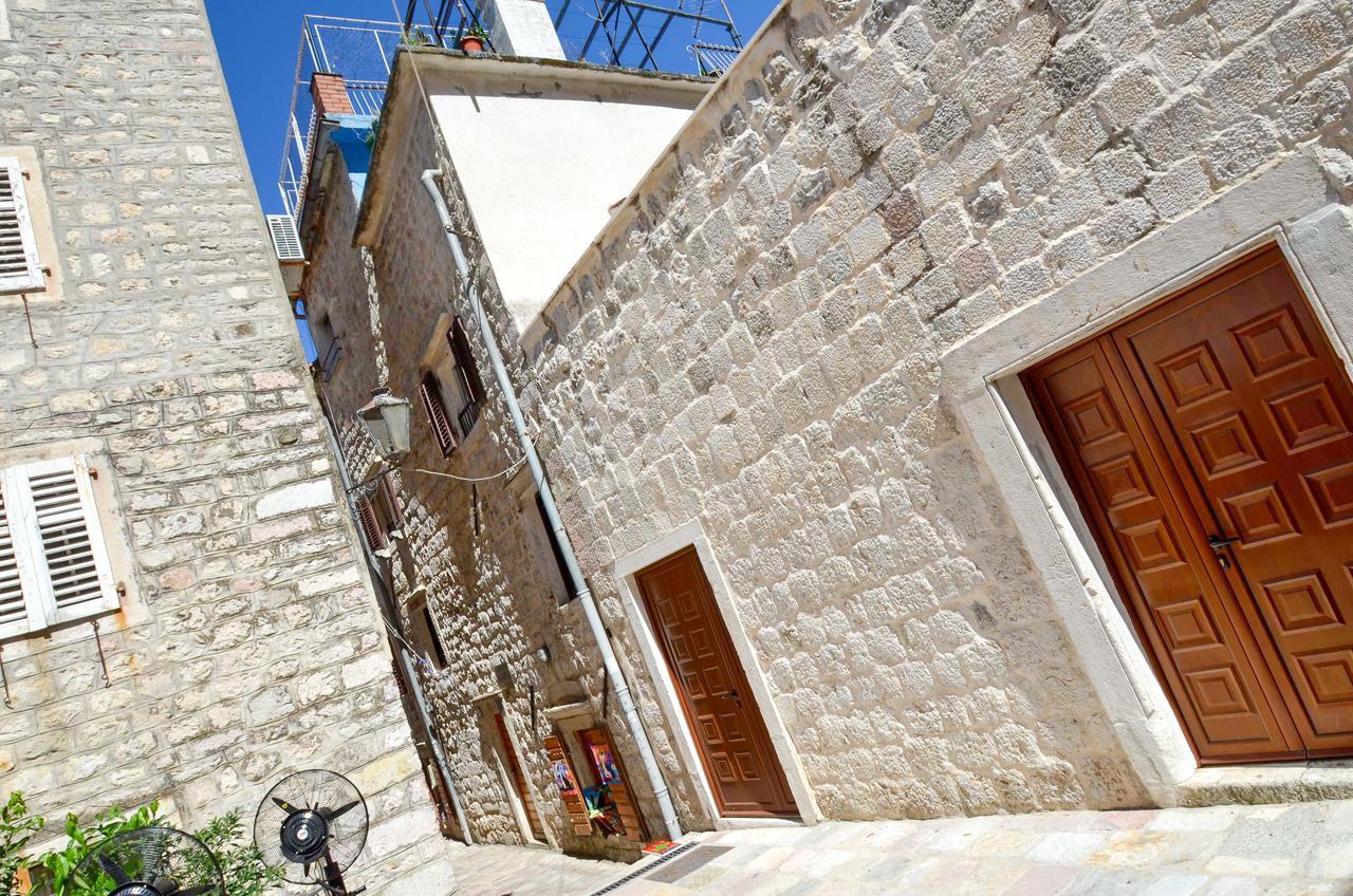 Apartment Ana Paola Kotor Exterior photo